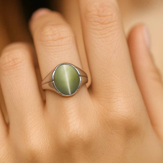Traditional 925 Silver Women’s Cat’s Eye Ring