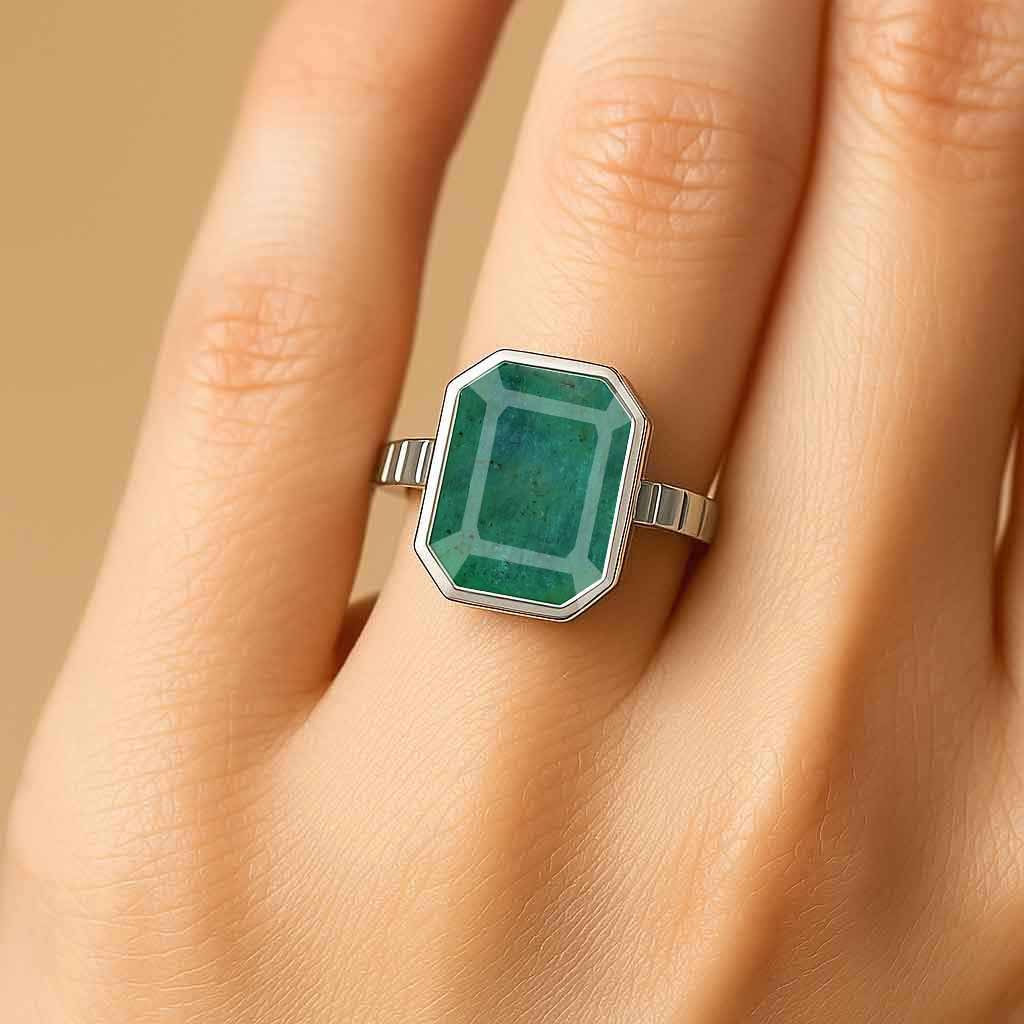Designer 925 Sterling Silver Emerald Cut Emerald Ring for Female