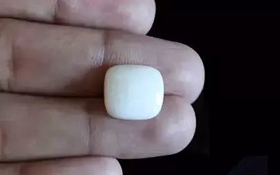 Opal - 4.83 Carats (Dudhiya Pathar - 5.26 Ratti)