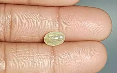 Cat's Eye - 2.72 Carats (Lahsuniya - 2.96 Ratti)