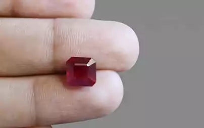 Ruby (Manik) - 3.85 Carats