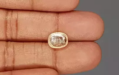 Yellow Sapphire - 3.55 Carats (Pukhraj - 3.87 Ratti)