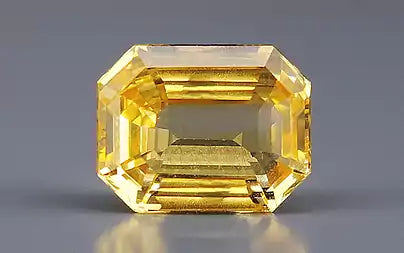 Yellow Sapphire - 4.71 Carats (Pukhraj - 5.13 Ratti)