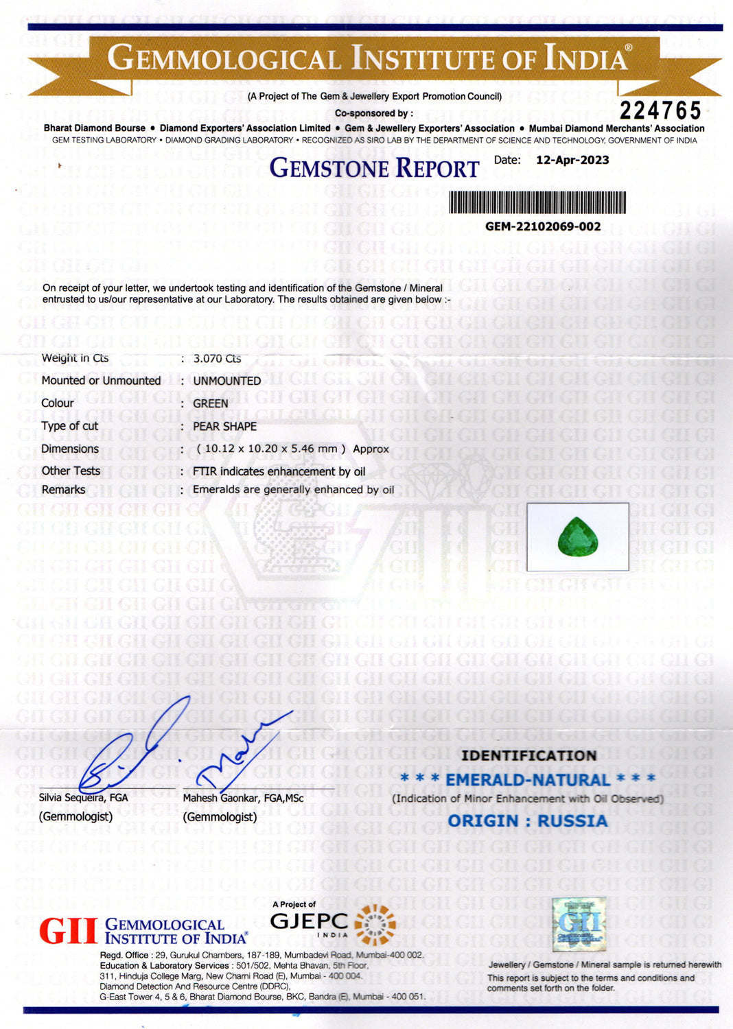 Emerald - 3.07 Carats (Panna - 3.35 Ratti)