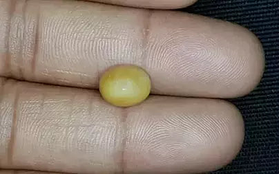 White Opal - 2.16 Carats (Dudhiya Pathar - 2.35 Ratti)