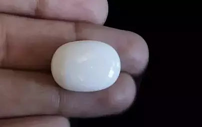 Opal - 13.96 Carats (Dudhiya Pathar - 15.36 Ratti)