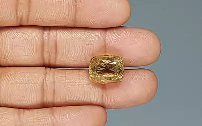 Citrine - 12.15 Carats (Sunela - 13.24 Ratti)