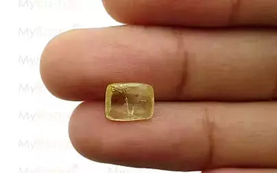 Yellow Sapphire - 3.02 Carats (Pukhraj - 3.29 Ratti)