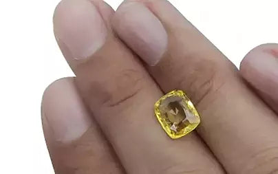 Yellow Sapphire (Pukhraj) - 3.16 Carats