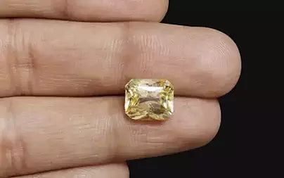 Yellow Sapphire - 6.55 Carats (Pukhraj - 7.14 Ratti)