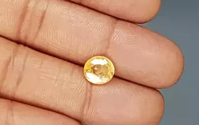 Yellow Sapphire - 3.25 Carats (Pukhraj - 3.54 Ratti)