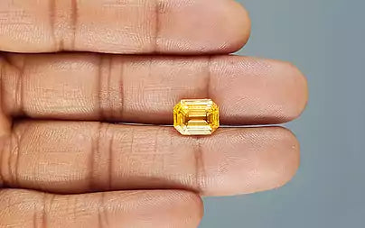 Yellow Sapphire - 4.71 Carats (Pukhraj - 5.13 Ratti)