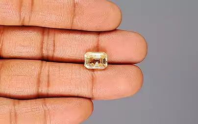 Yellow Sapphire - 5.06 Carats (Pukhraj - 5.52 Ratti)