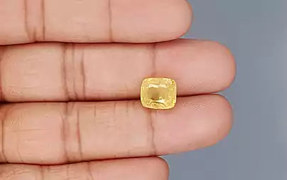 Yellow Sapphire - 6.86 Carats (Pukhraj - 7.48 Ratti)