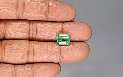 Emerald - 3.5 Carats (Panna - 3.82 Ratti)