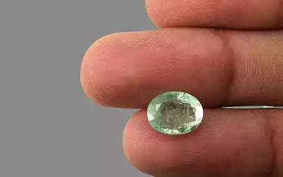 Emerald - 2.96 Carats (Panna - 3.23 Ratti)