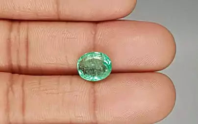 Emerald - 3.13 Carats (Panna - 3.41 Ratti)