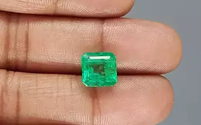 Emerald - 4.73 Carats (Panna - 5.16 Ratti)
