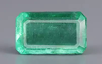 Emerald - 3.07 Carats (Panna - 3.35 Ratti)