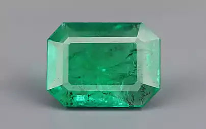 Emerald - 6.41 Carats (Panna - 6.99 Ratti)