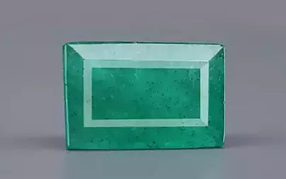 Emerald - 5.38 Carats (Panna - 5.86 Ratti)