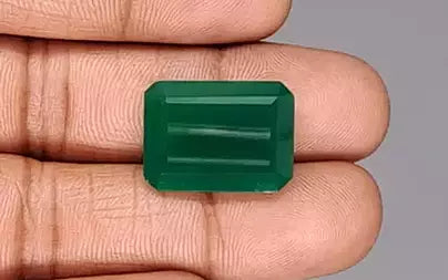 Green Onyx - 14.88 Carats