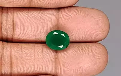 Green Onyx - 3.71 Carats