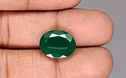 Green Onyx - 6.66 Carats