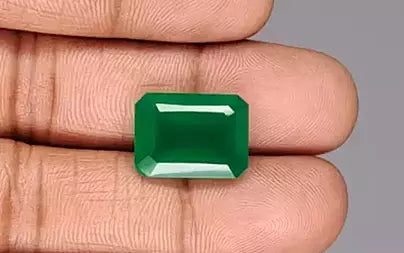 Green Onyx - 9.37 Carats