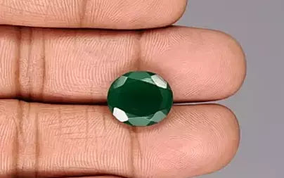 Green Onyx - 6.19 Carats