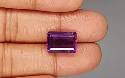 Amethyst - 7.46 Carats (Jamunia - 8.13 Ratti)