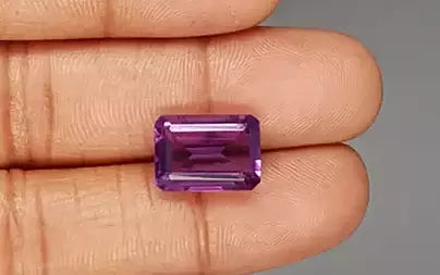 Amethyst - 7.39 Carats (Jamunia - 8.06 Ratti)