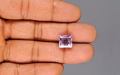 Amethyst - 4.87 Carats (Jamunia - 5.31 Ratti)