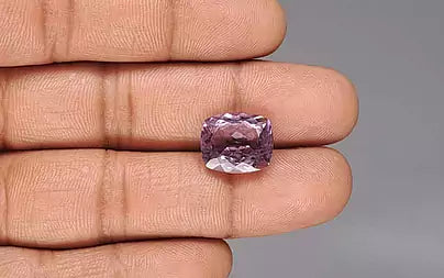 Amethyst - 7.36 Carats (Jamunia - 8.02 Ratti)