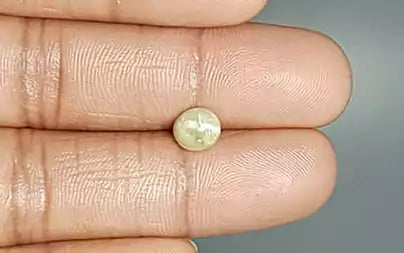 Cat's Eye - 2.36 Carats (Lahsuniya - 2.57 Ratti)