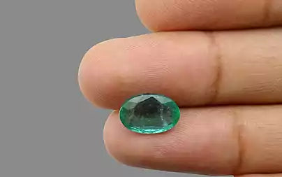 Emerald - 3.04 Carats (Panna - 3.31 Ratti)