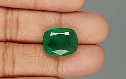 Emerald - 12.77 Carats (Panna - 13.92 Ratti)