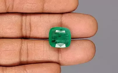 Emerald - 10.95 Carats (Panna - 11.94 Ratti)