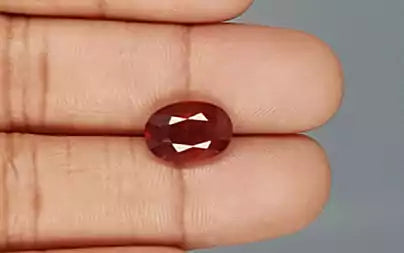 Hessonite (Gomed) - 6.03 Carats