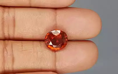 Hessonite (Gomed) - 6.32 Carats