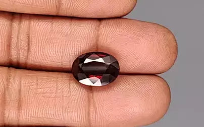 Hessonite - 7.98 Carats (Gomed - 8.70 Ratti)