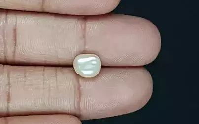Keshi Pearl (Moti) - 2.57 Carats