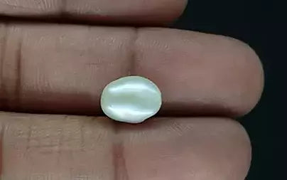 Keshi Pearl - 3.53 Carats (Moti - 3.85 Ratti)