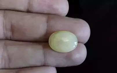 Opal - 2.91 Carats (Dudhiya Pathar - 3.20 Ratti)