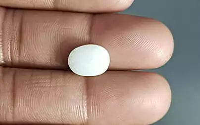 Opal - 3.04 Carats (Dudhiya Pathar - 3.31 Ratti)