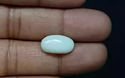 Opal - 4.82 Carats (Dudhiya Pathar - 5.25 Ratti)