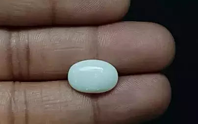 Opal - 4.67 Carats (Dudhiya Pathar - 5.09 Ratti)