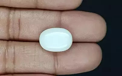 Opal - 8.82 Carats (Dudhiya Pathar - 9.61 Ratti)