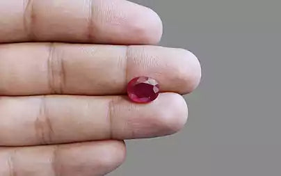 Ruby (Manik) - 2.88 Carats