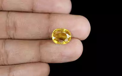 Yellow Sapphire - 4.65 Carats (Pukhraj - 5.07 Ratti)